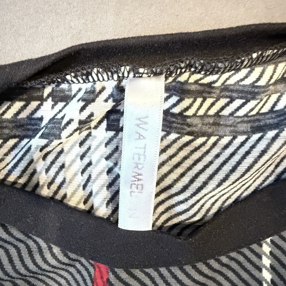 Chico's Plaid Tunic Dress Black Red Long Sleeve Stretch Knit Pockets Size Small - Picture 8 of 11
